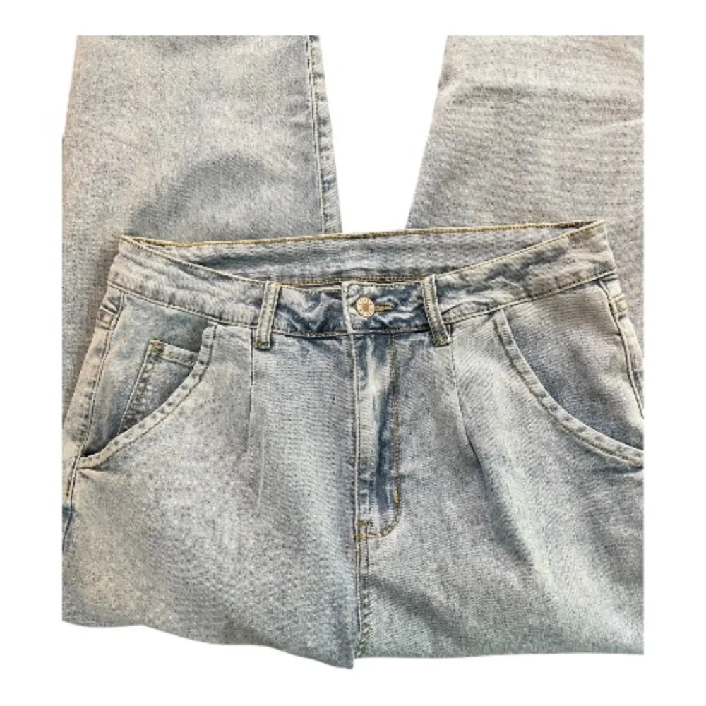 EUC women’s pleated front baggy blue jeans – size L - Picture 4 of 8